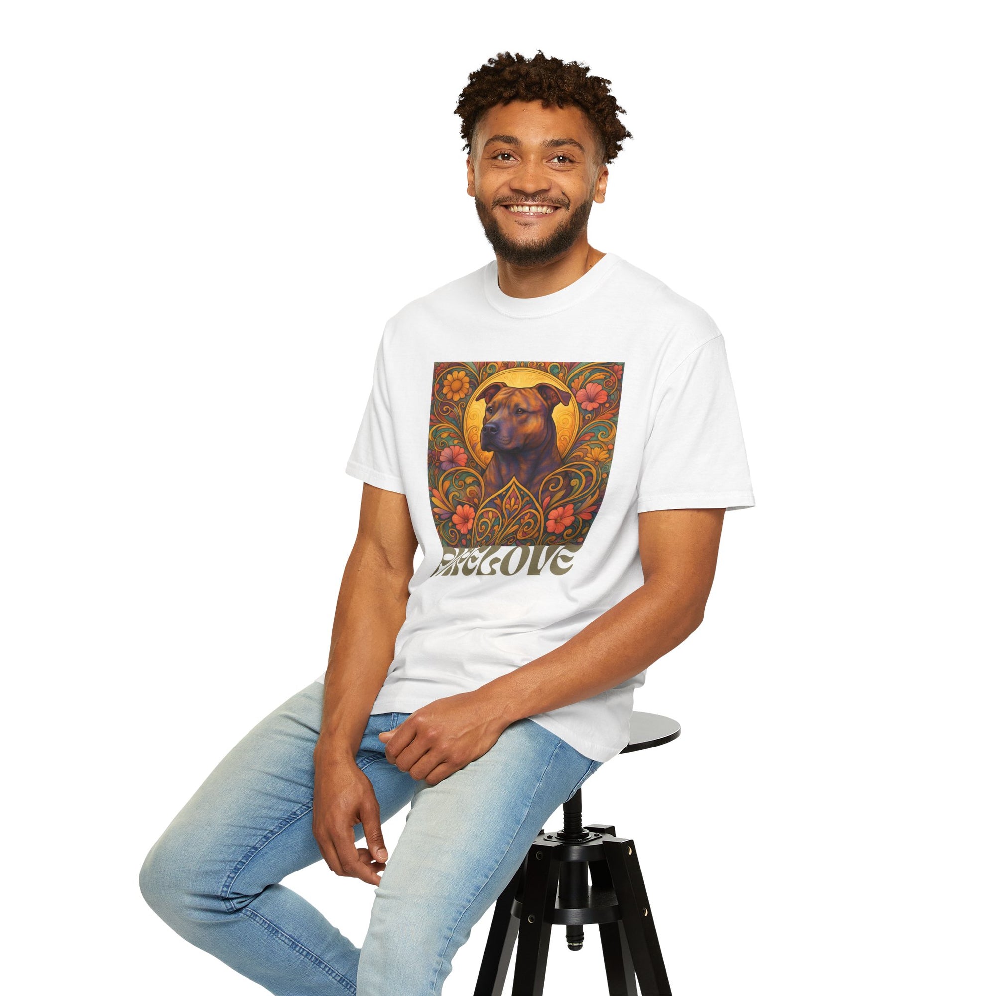 Staffy/Staffordshire Bull Terrier Brindle Vintage Graphic T-Shirt – Unisex Cotton Tee for Dog Lovers